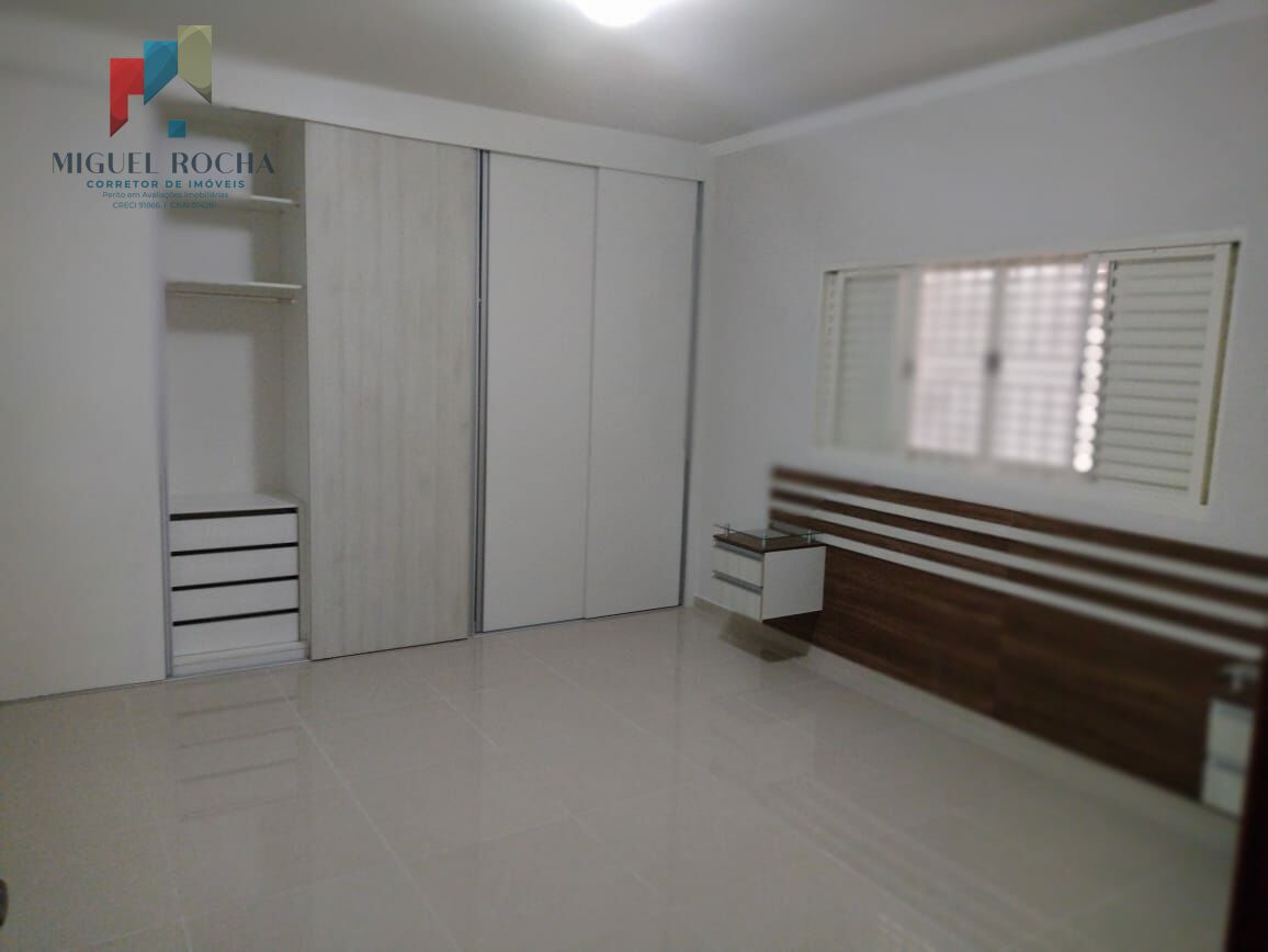 Sobrado à venda com 3 quartos, 213m² - Foto 15