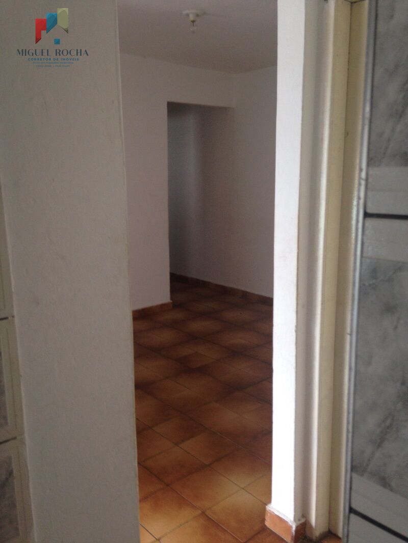 Casa à venda com 3 quartos, 200m² - Foto 5