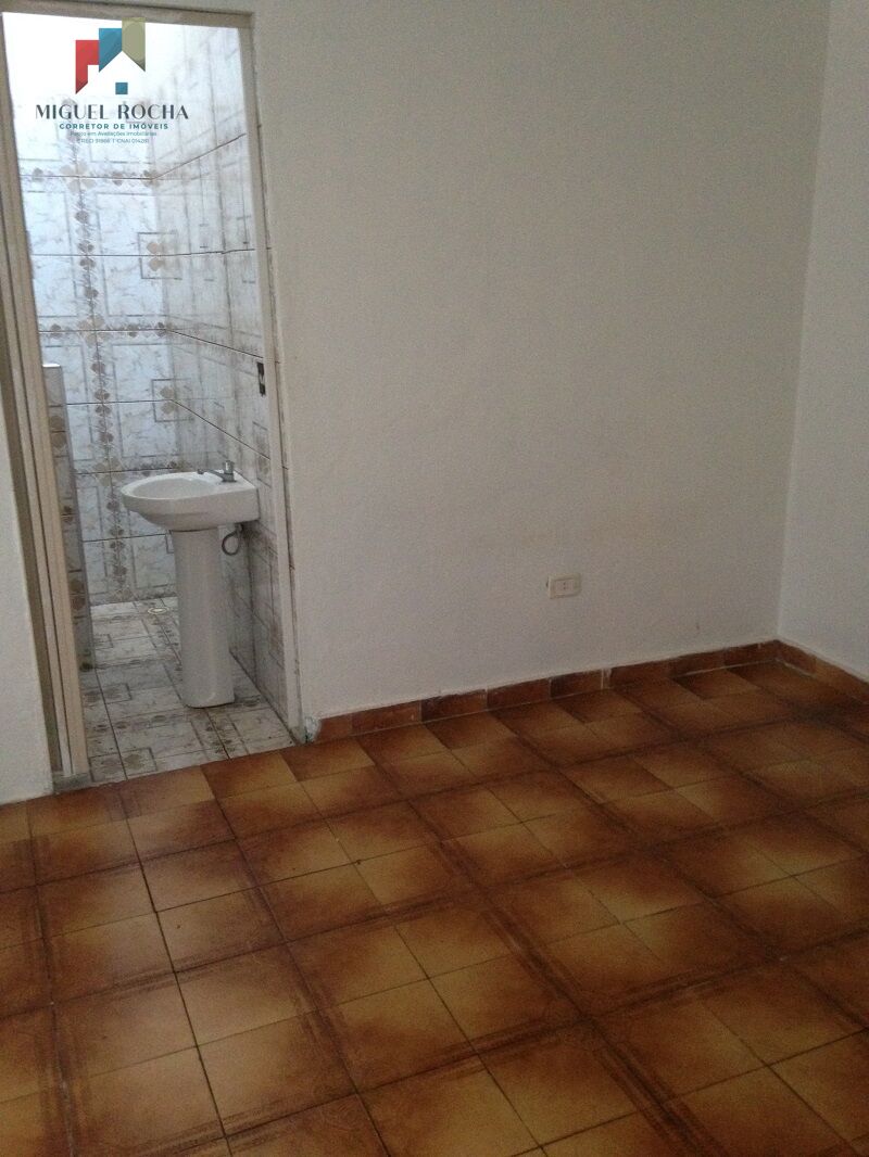 Casa à venda com 3 quartos, 200m² - Foto 18