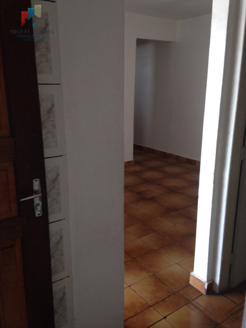 Casa à venda com 3 quartos, 200m² - Foto 6