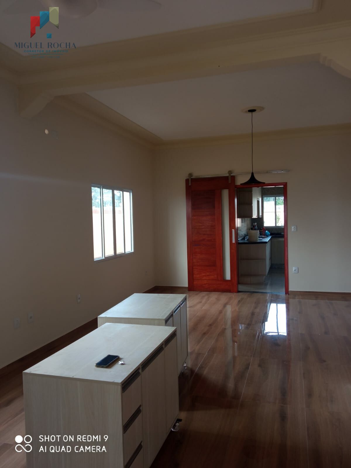 Casa à venda com 3 quartos, 390m² - Foto 3