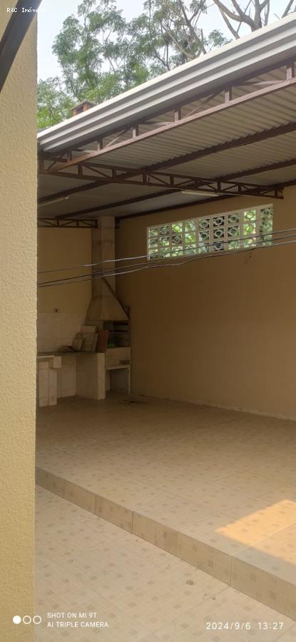 Casa à venda com 2 quartos, 250m² - Foto 3