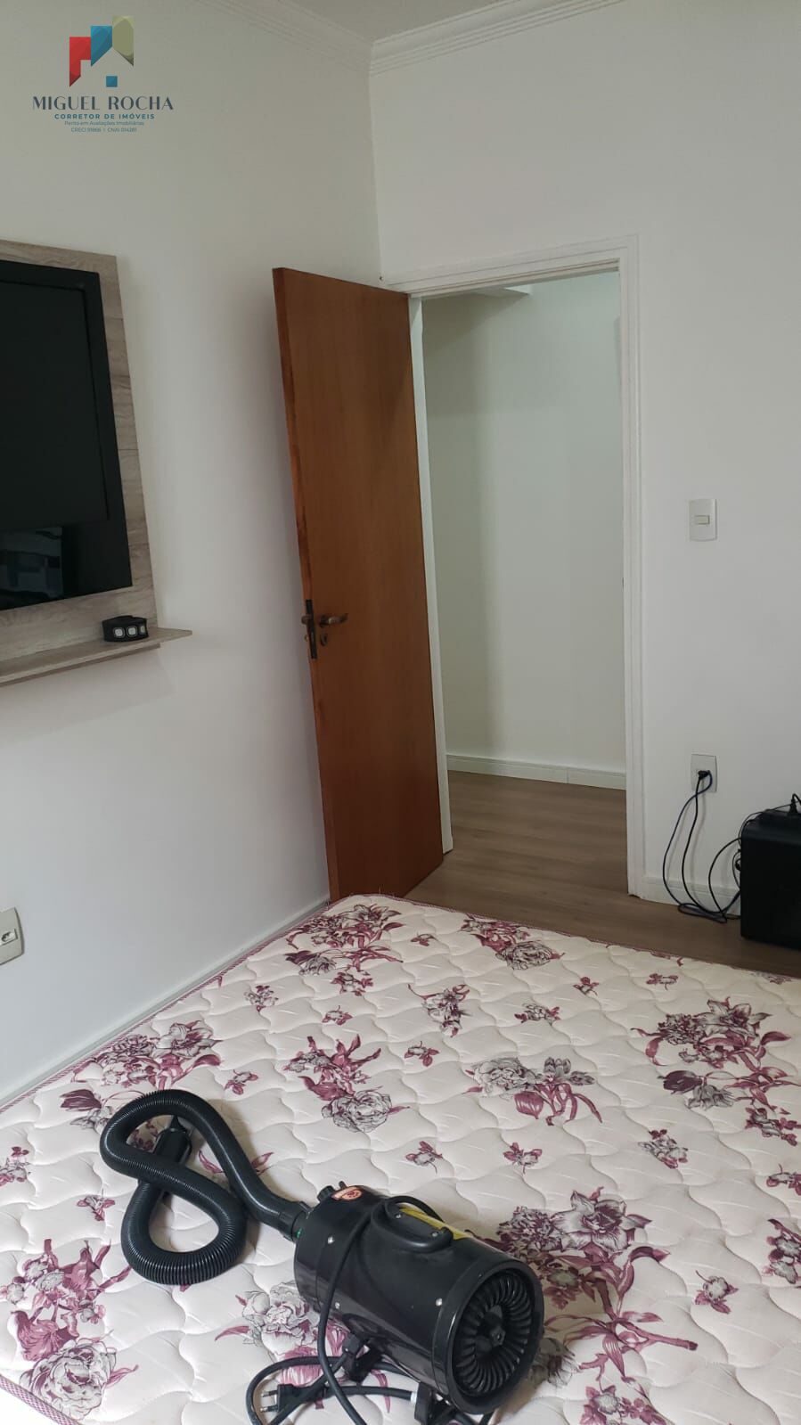 Casa à venda com 2 quartos, 90m² - Foto 15