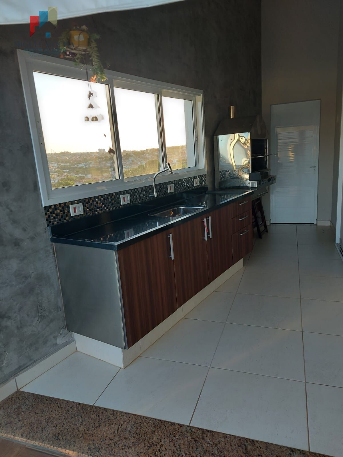 Casa à venda com 2 quartos, 246m² - Foto 3