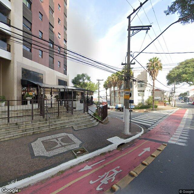 Imagem estática do "Street View" da localização