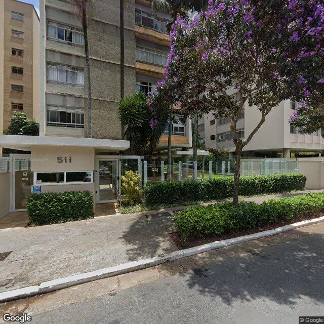 Imagem estática do "Street View" da localização