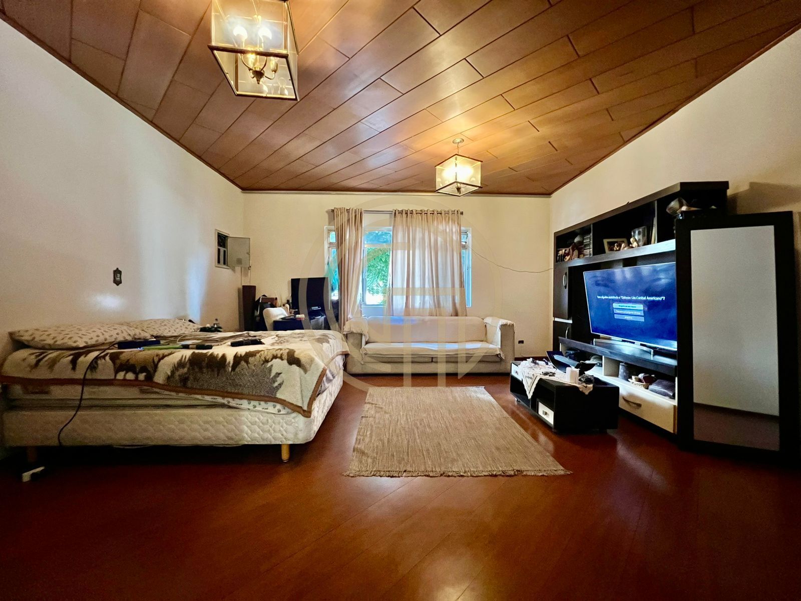 Casa, 4 quartos, 275 m² - Foto 1