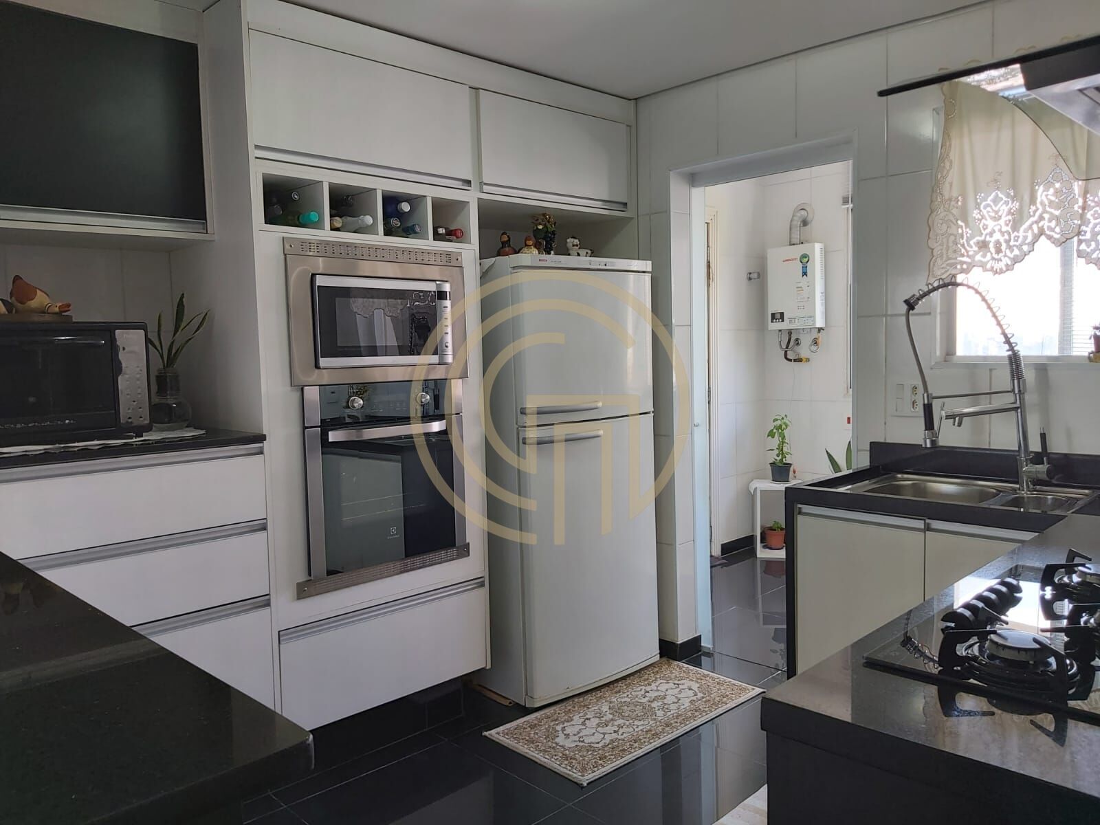 Apartamento, 3 quartos, 135 m² - Foto 2