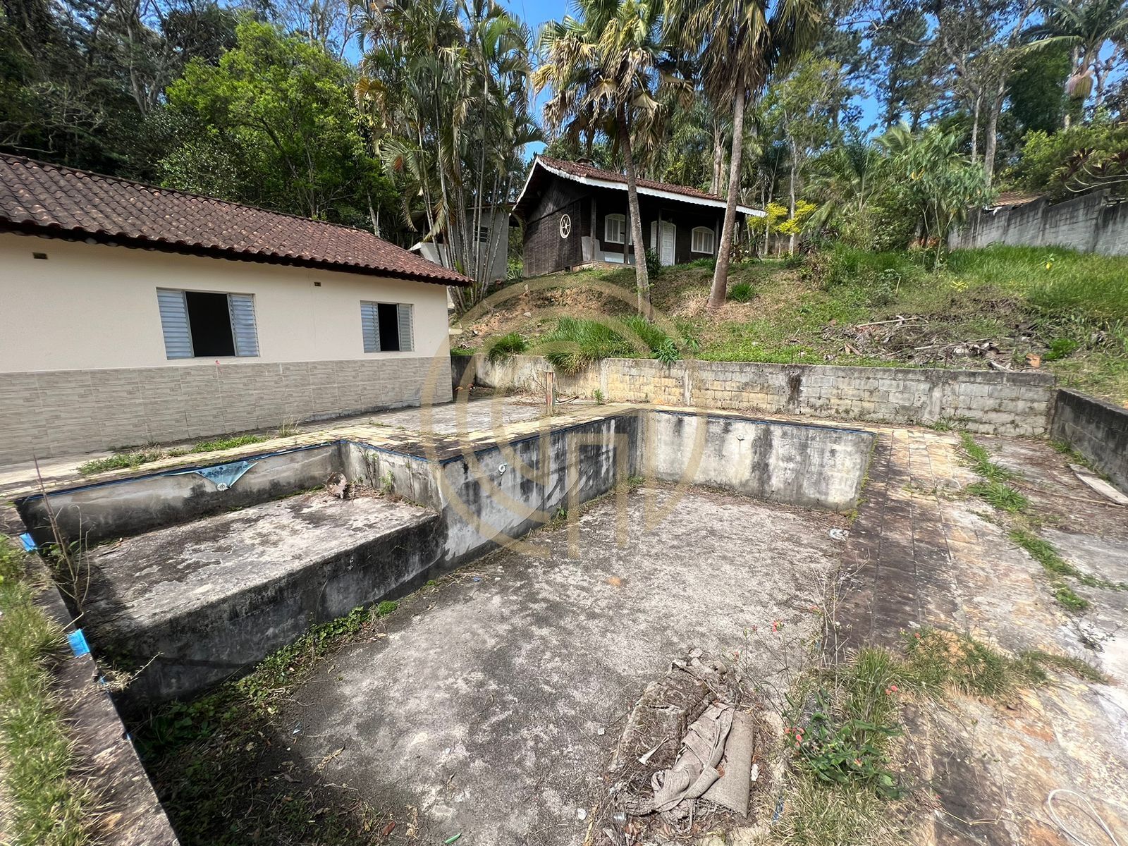 Chácara, 3 quartos, 4137 m² - Foto 1