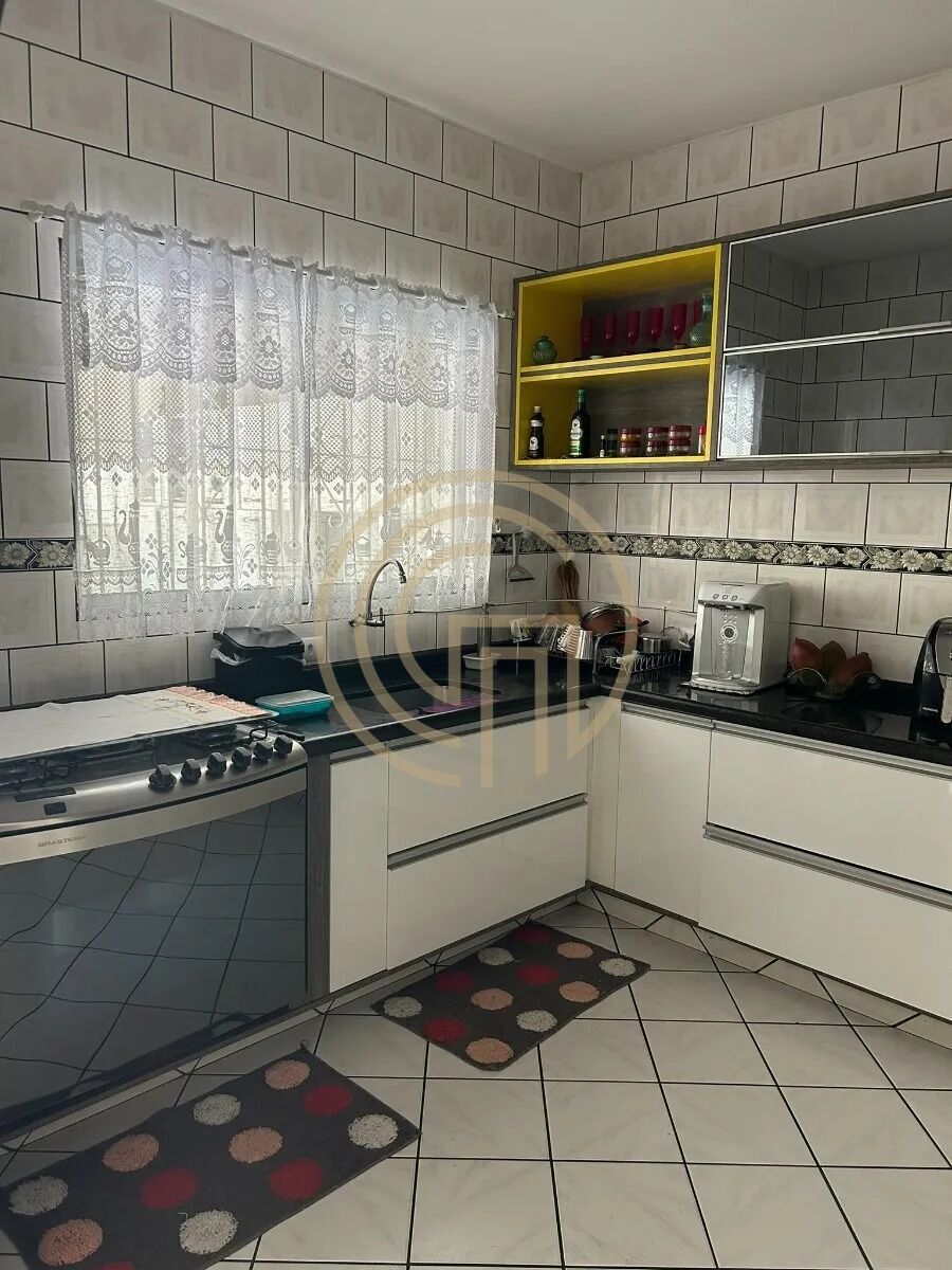 Casa, 3 quartos, 127 m² - Foto 1