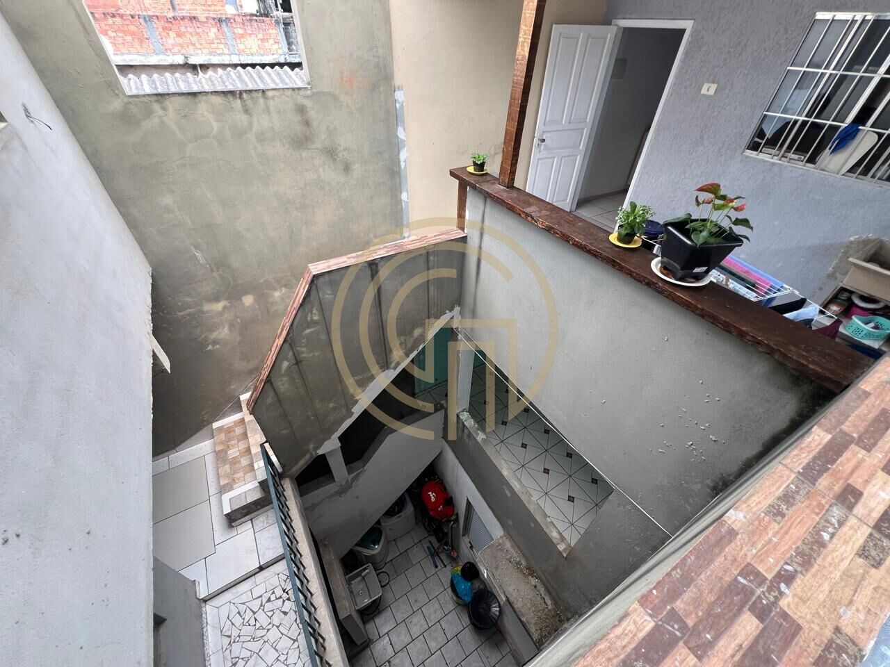 Casa, 6 quartos, 200 m² - Foto 1