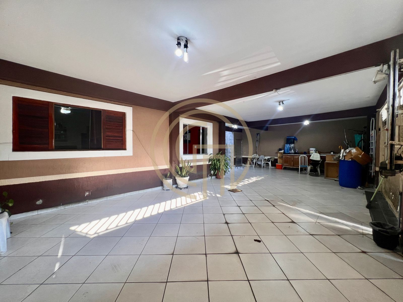 Casa, 6 quartos, 250 m² - Foto 2