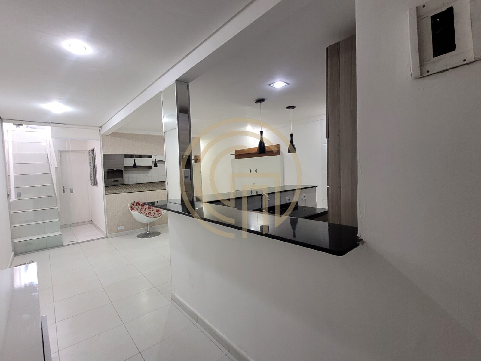 Casa, 6 quartos, 215 m² - Foto 1