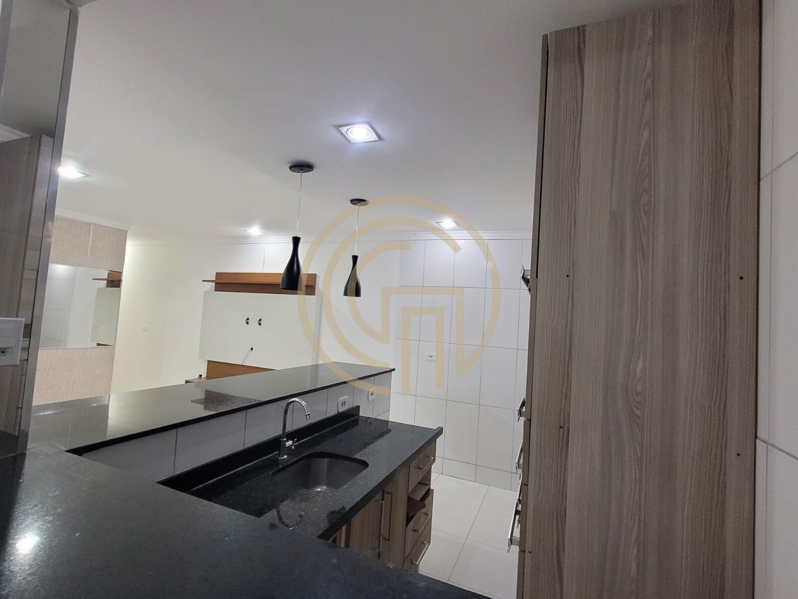 Casa, 6 quartos, 215 m² - Foto 4