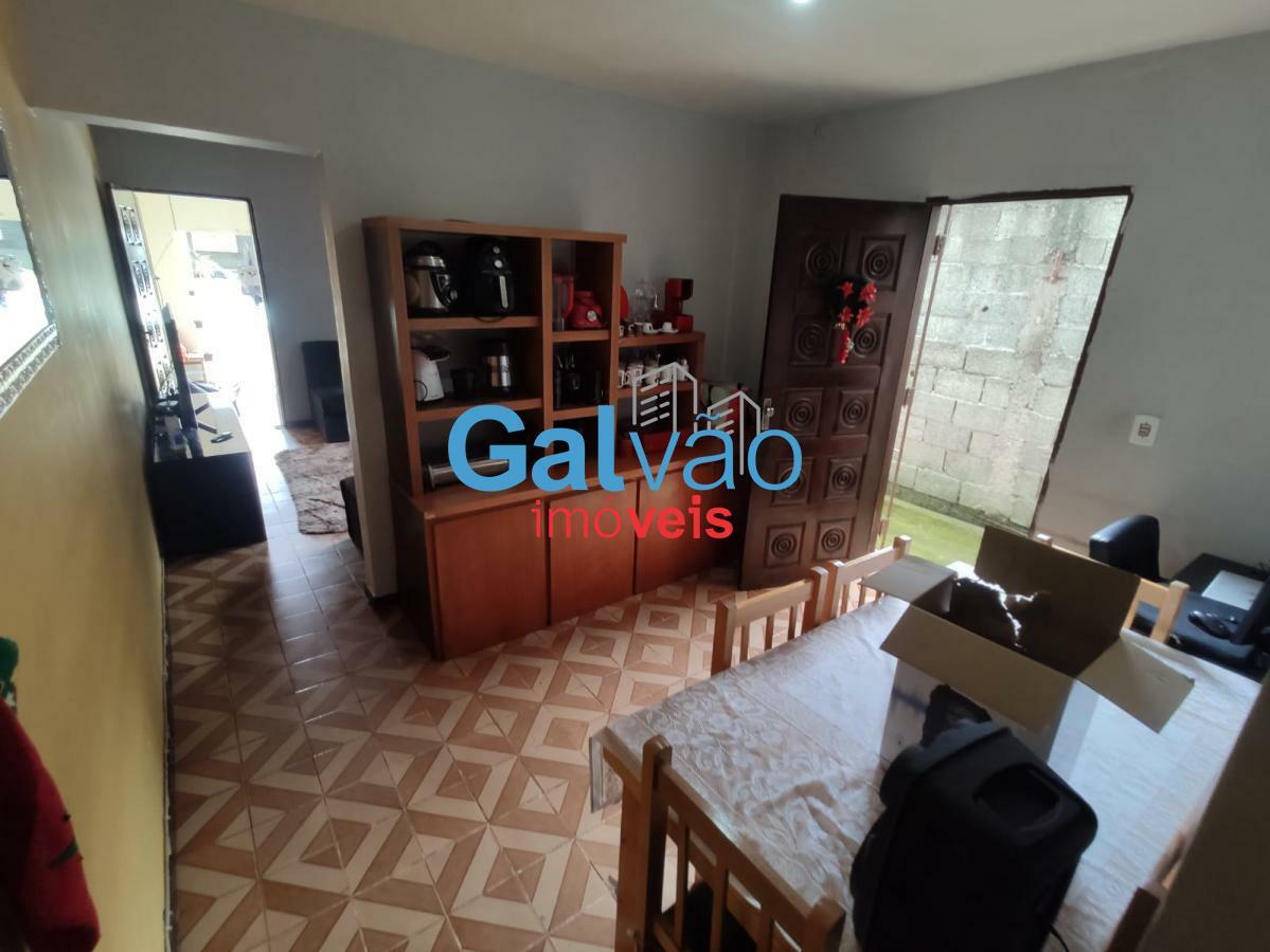 Casa, 7 quartos, 140 m² - Foto 1