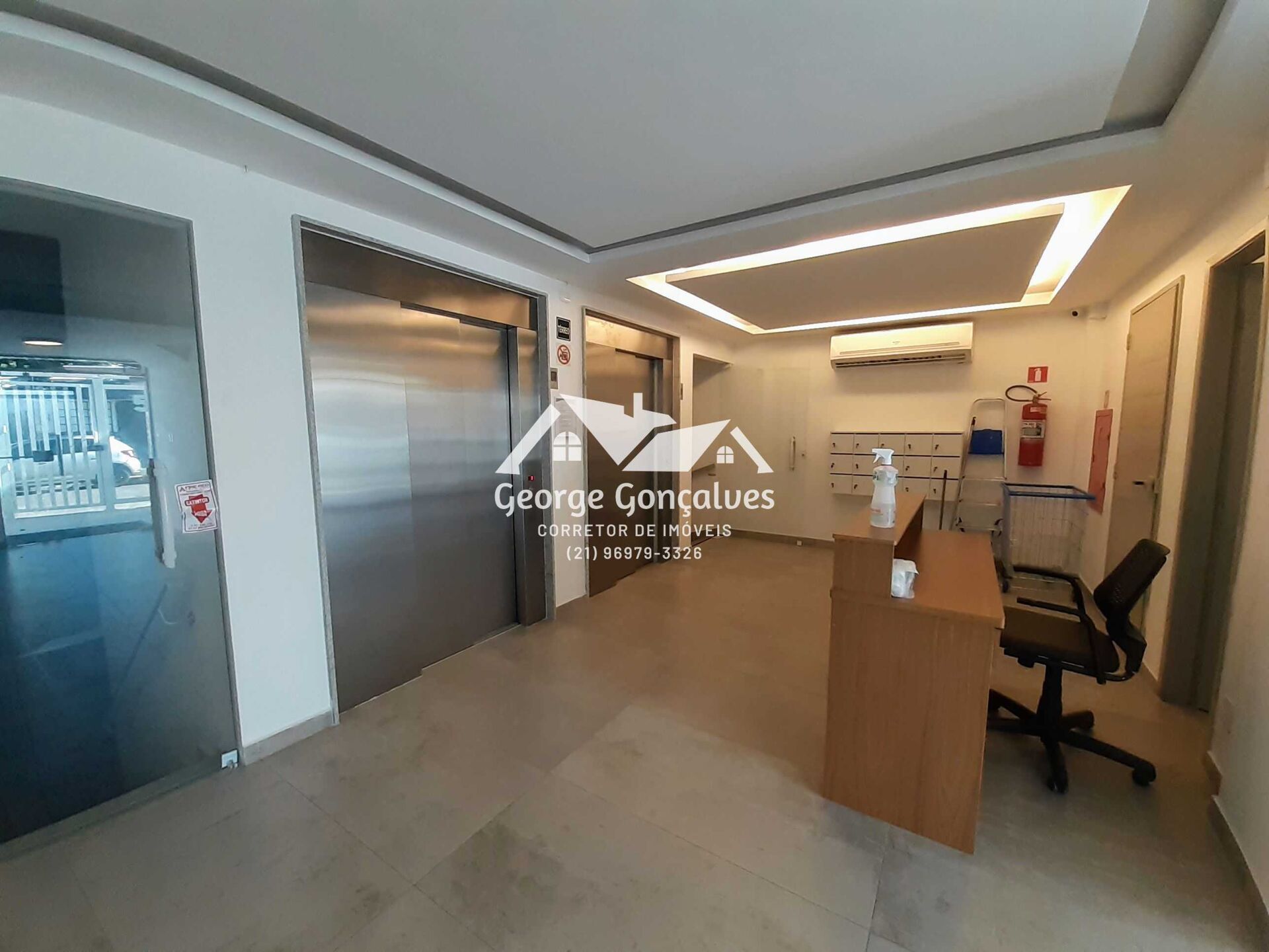 Apartamento à venda com 3 quartos, 87m² - Foto 2