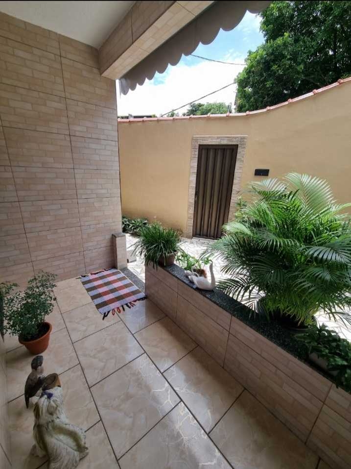 Casa à venda com 2 quartos, 130m² - Foto 3