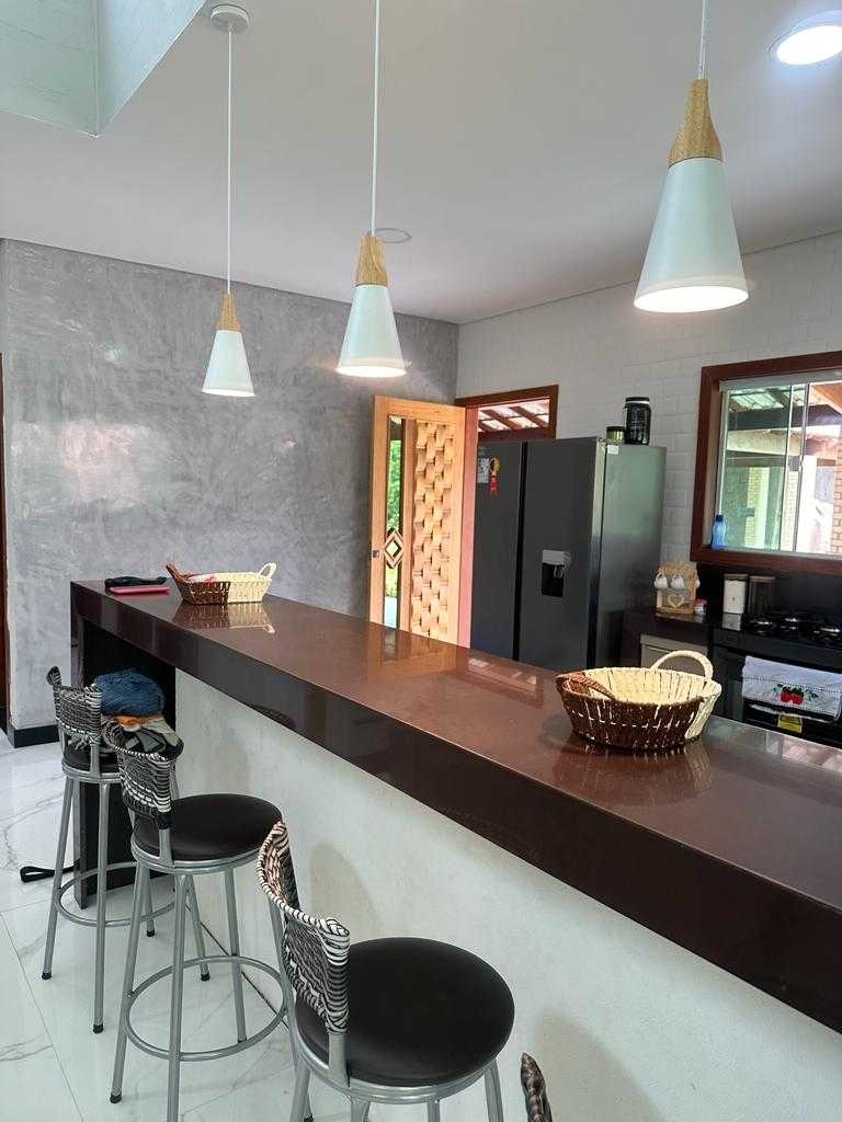 Casa à venda com 4 quartos, 200m² - Foto 15