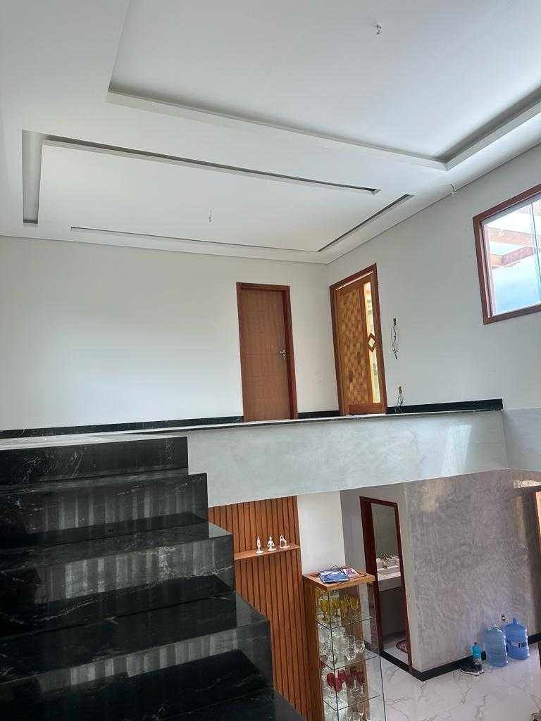 Casa à venda com 4 quartos, 200m² - Foto 25