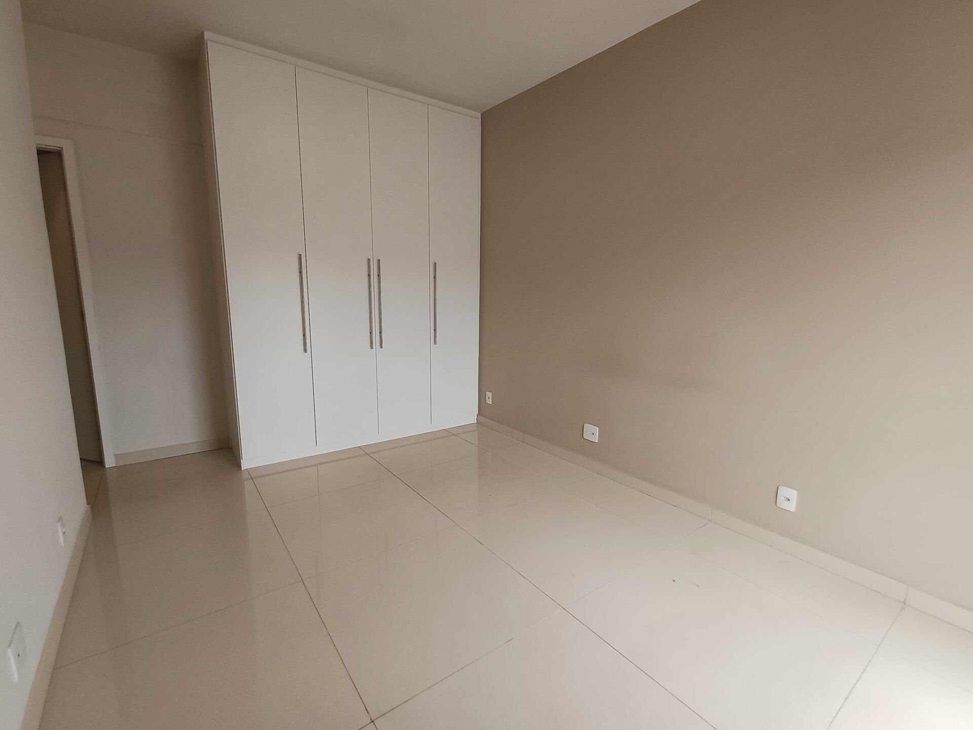 Apartamento para alugar com 3 quartos, 87m² - Foto 21