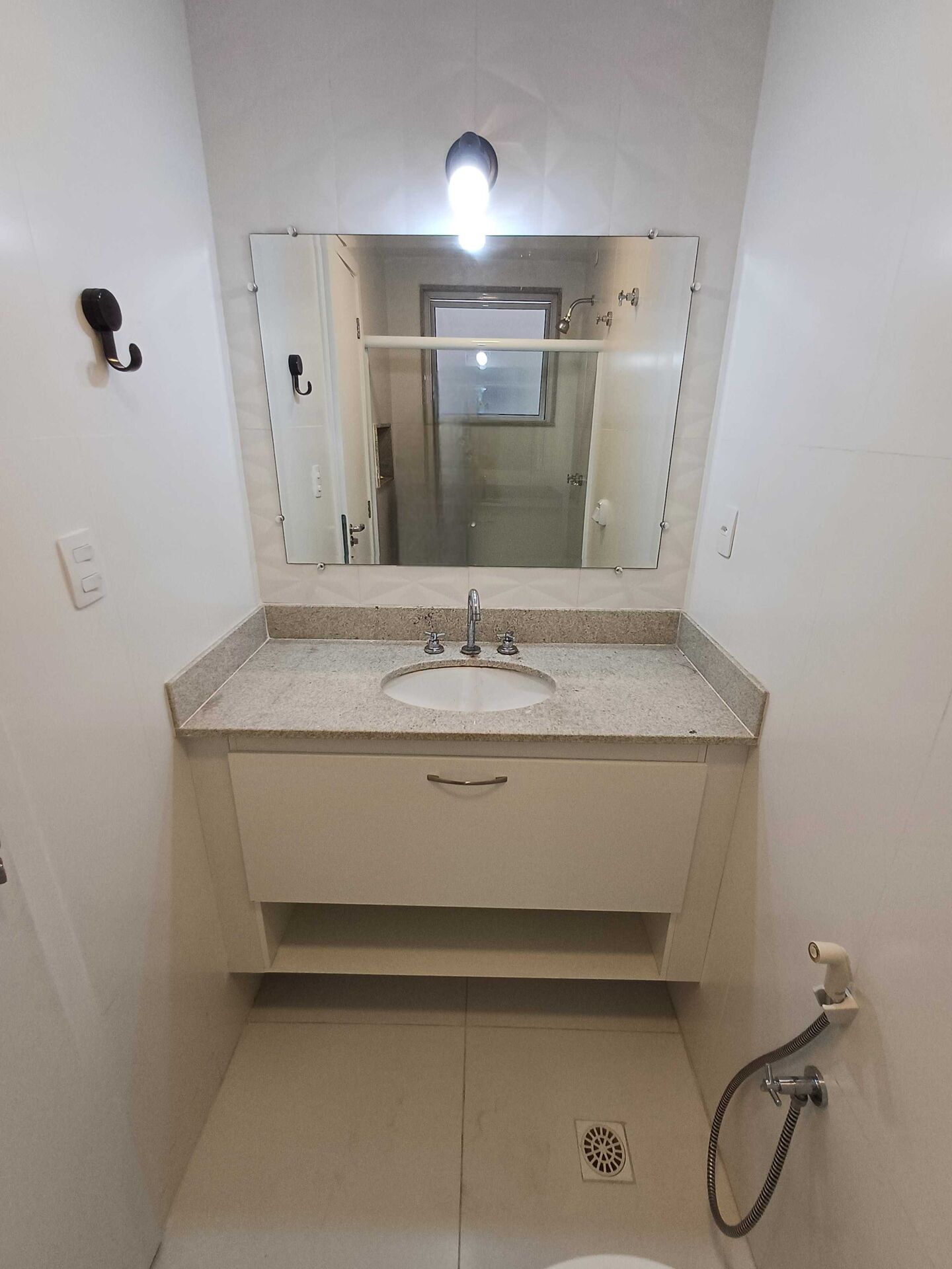 Apartamento para alugar com 3 quartos, 87m² - Foto 17