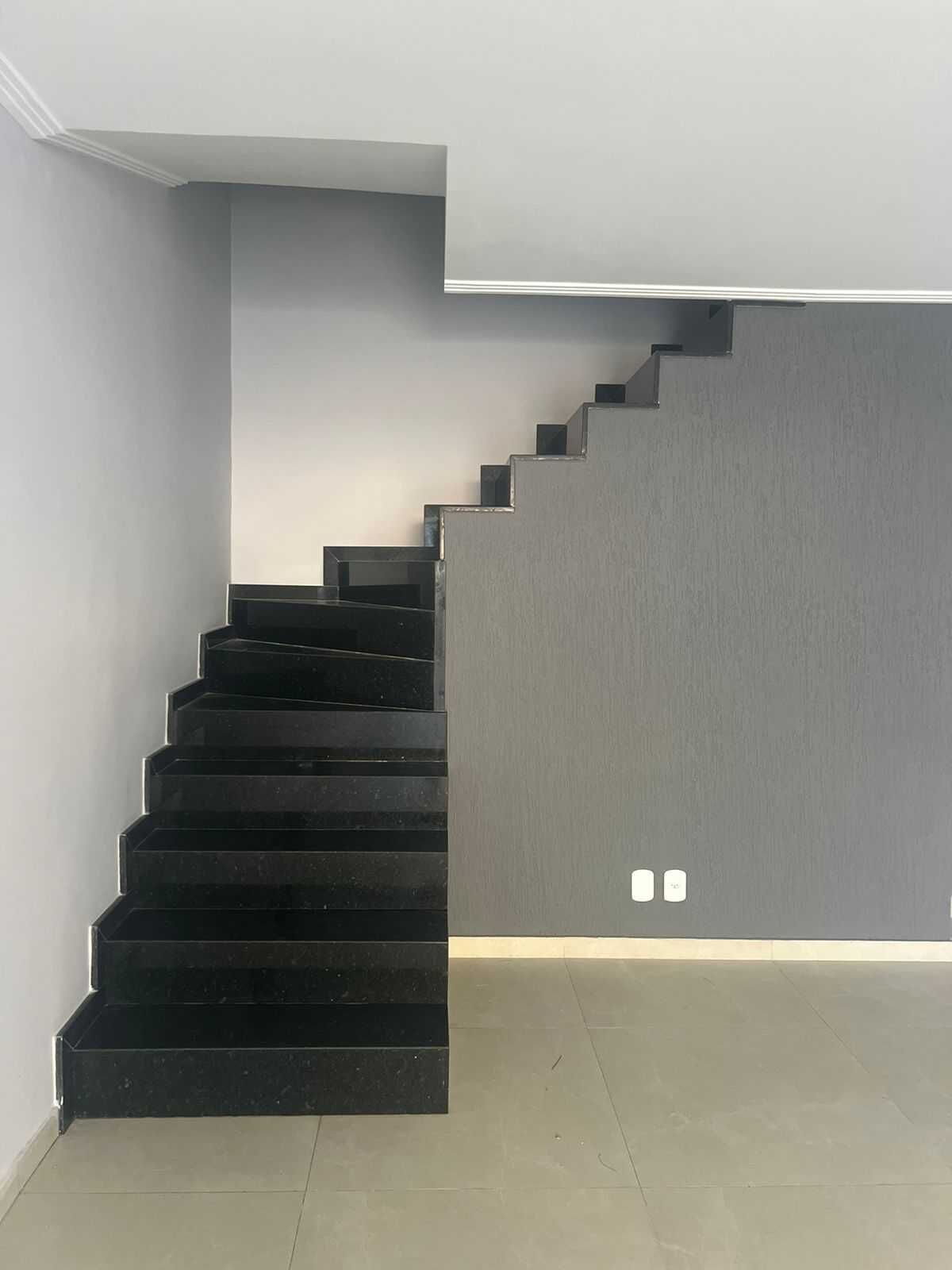 Casa à venda com 4 quartos, 180m² - Foto 13