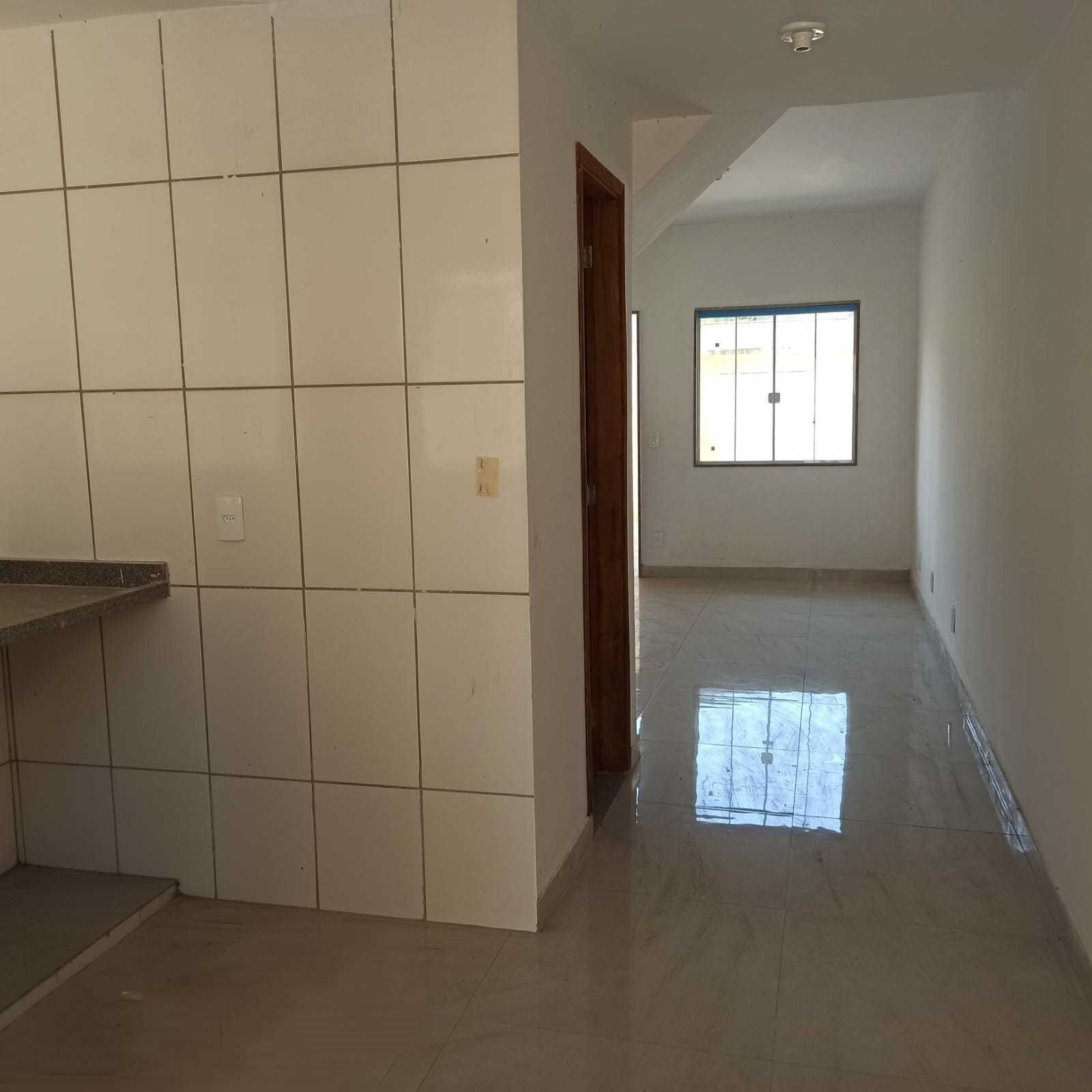 Casa à venda com 2 quartos, 70m² - Foto 5