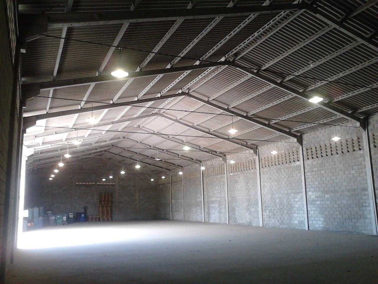 Depósito-Galpão-Armazém para alugar, 2715m² - Foto 1