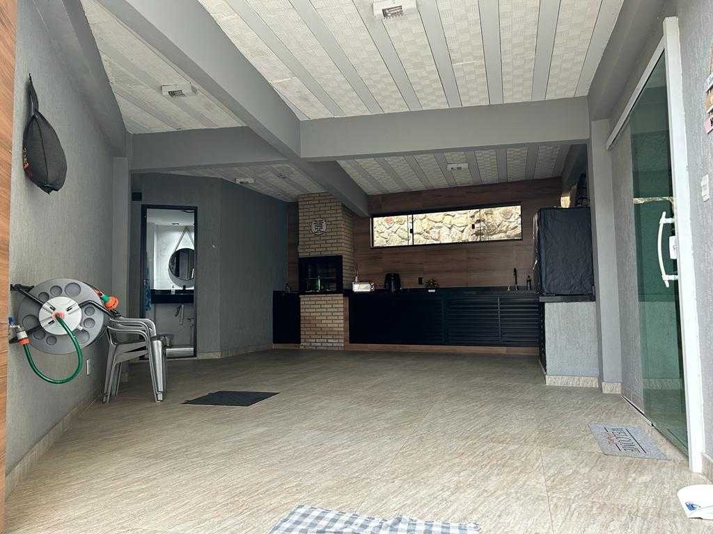 Casa de Condomínio à venda com 2 quartos, 128m² - Foto 1