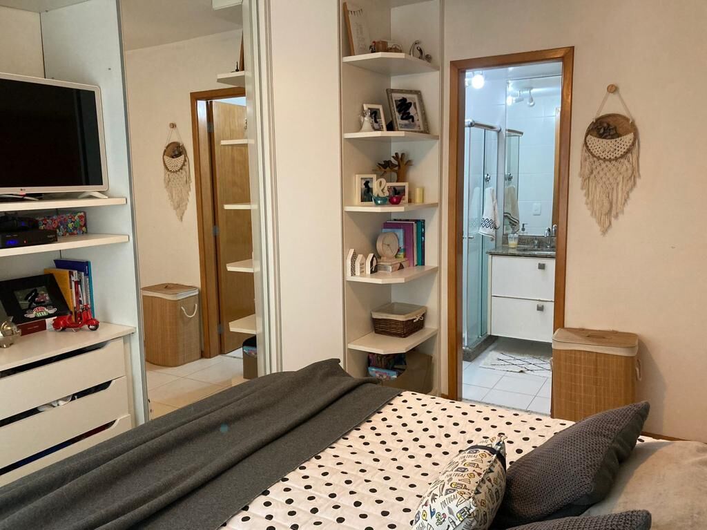 Apartamento à venda com 2 quartos, 80m² - Foto 17