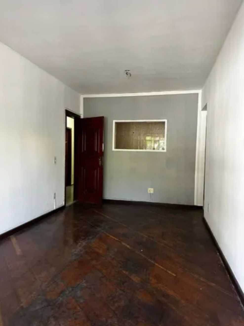 Apartamento à venda com 2 quartos, 85m² - Foto 3