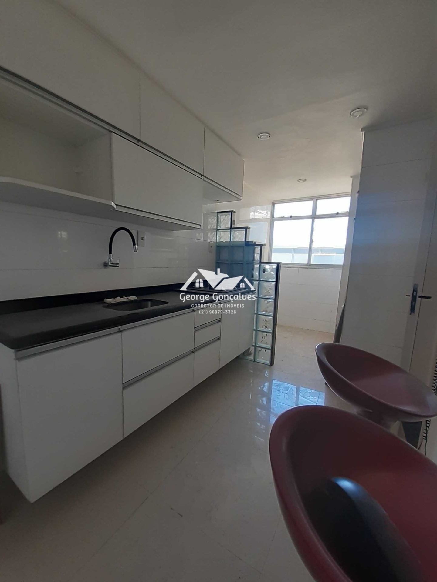 Apartamento à venda com 2 quartos, 60m² - Foto 5