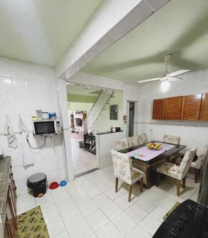 Casa à venda com 3 quartos, 160m² - Foto 4