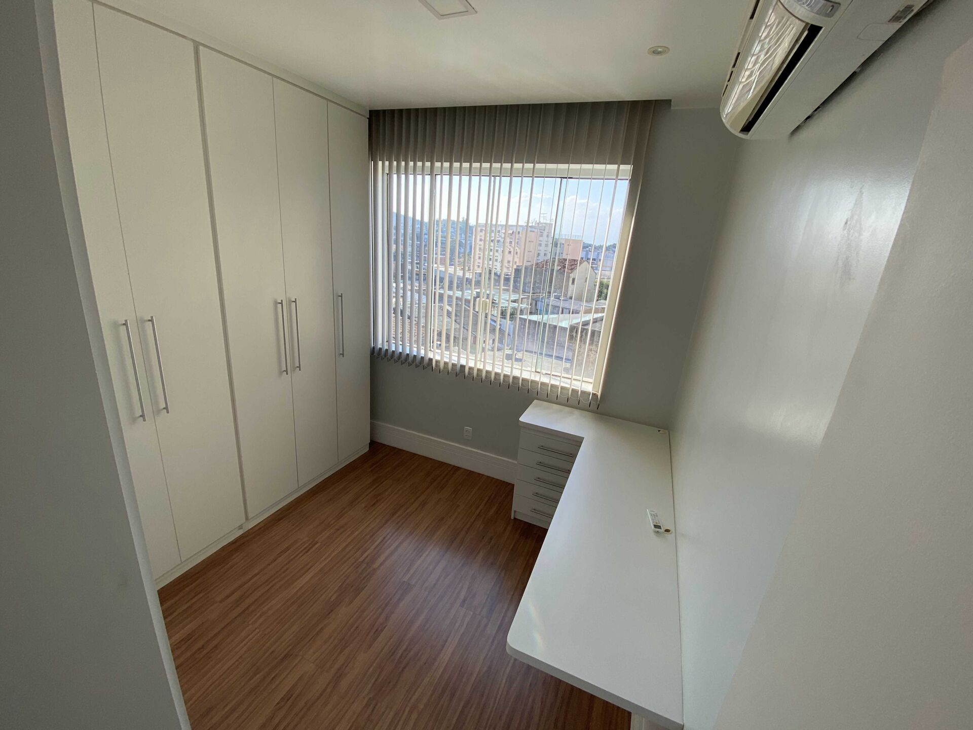 Apartamento à venda com 2 quartos, 70m² - Foto 6