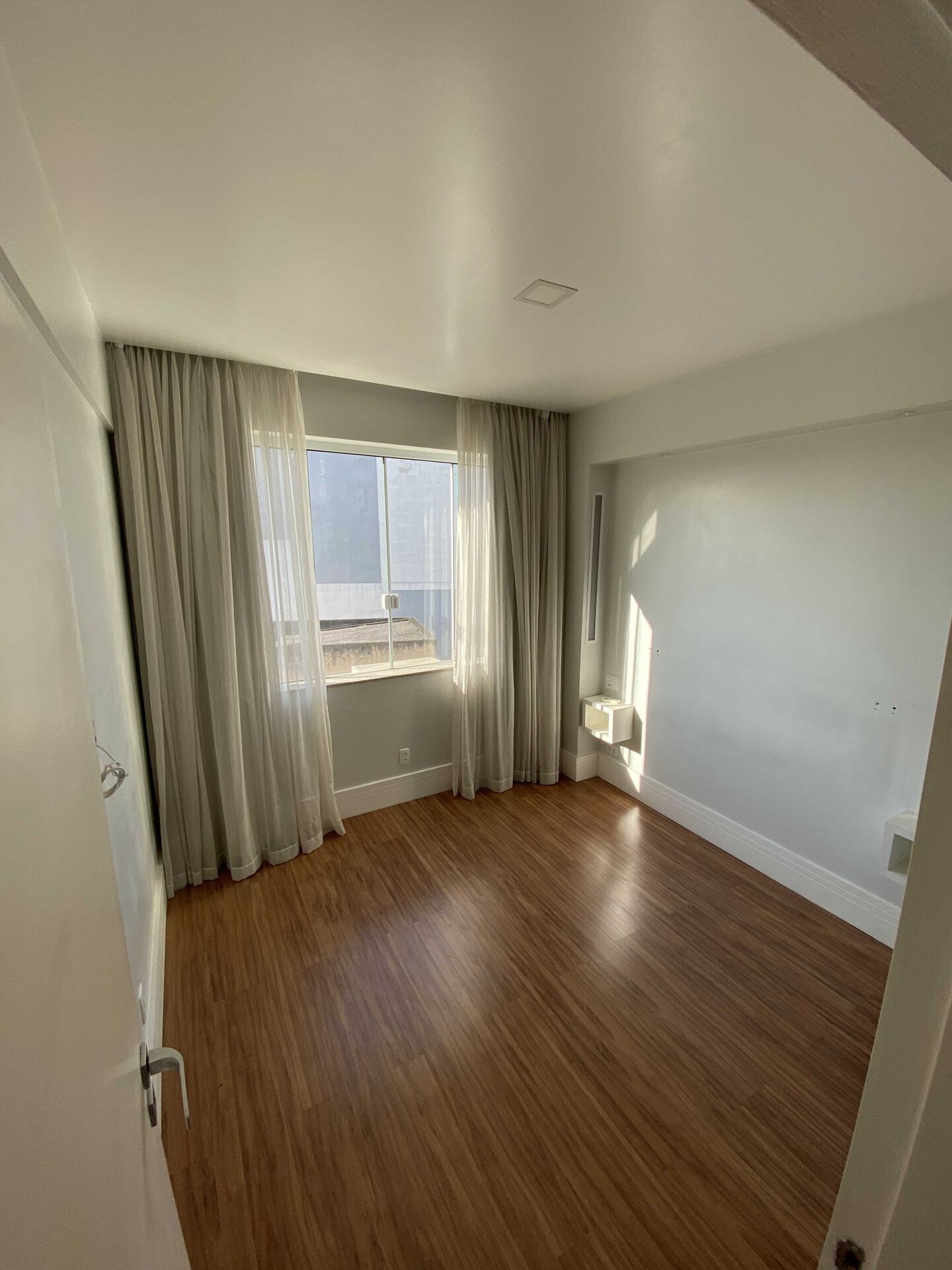 Apartamento à venda com 2 quartos, 70m² - Foto 10