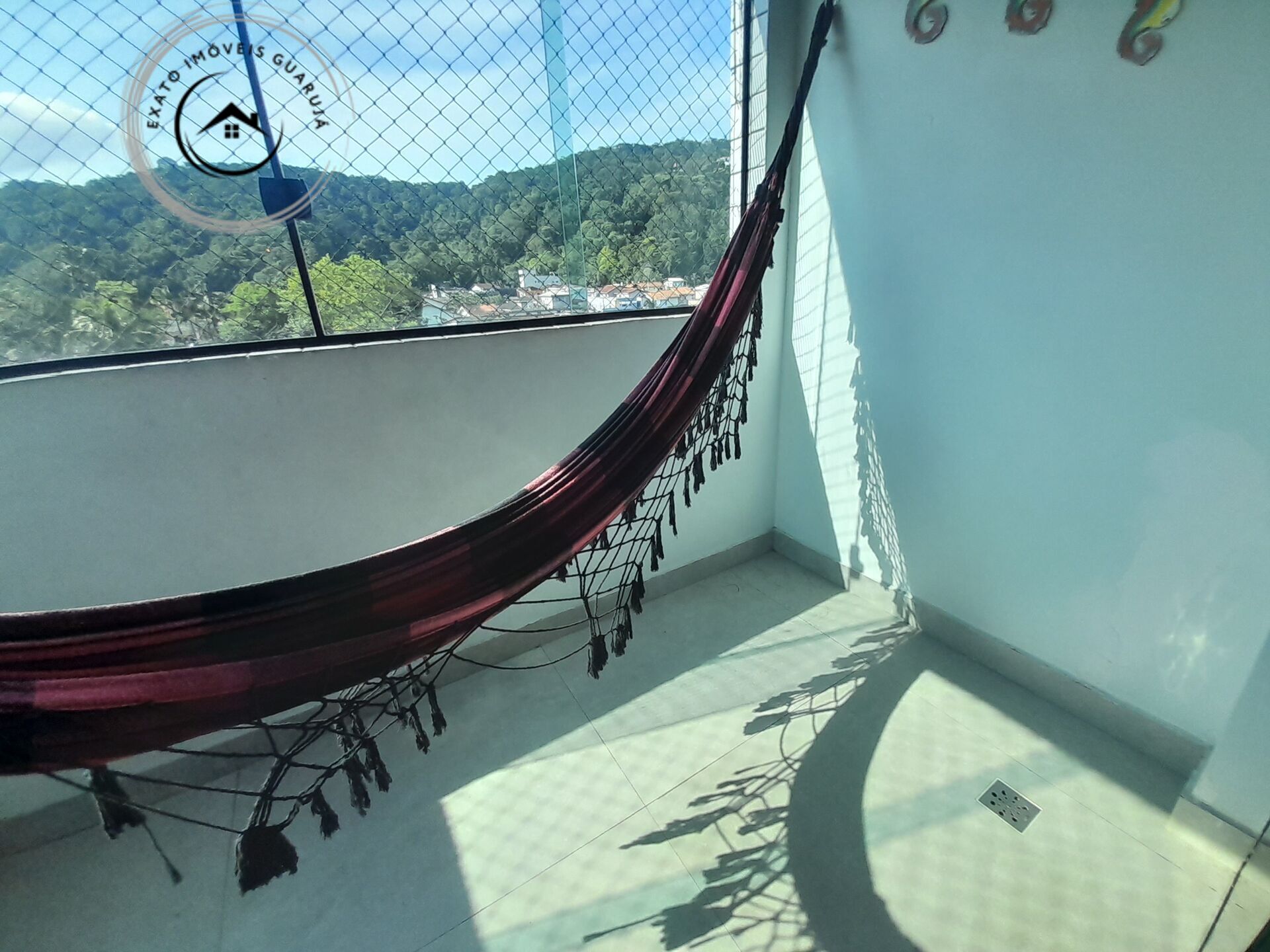 Cobertura duplex de 03 dormitórios para locação anual na pra