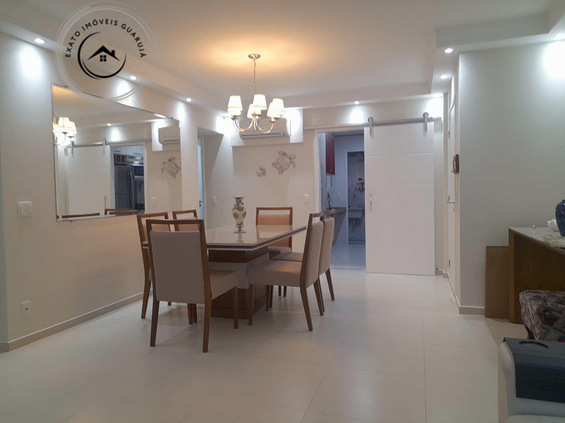Apartamento padrão de 03 dormitórios para locação anual na p