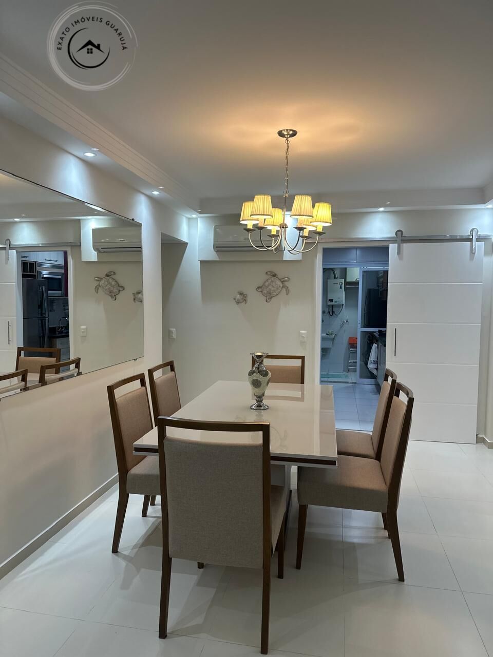 Apartamento padrão de 03 dormitórios para locação anual na p