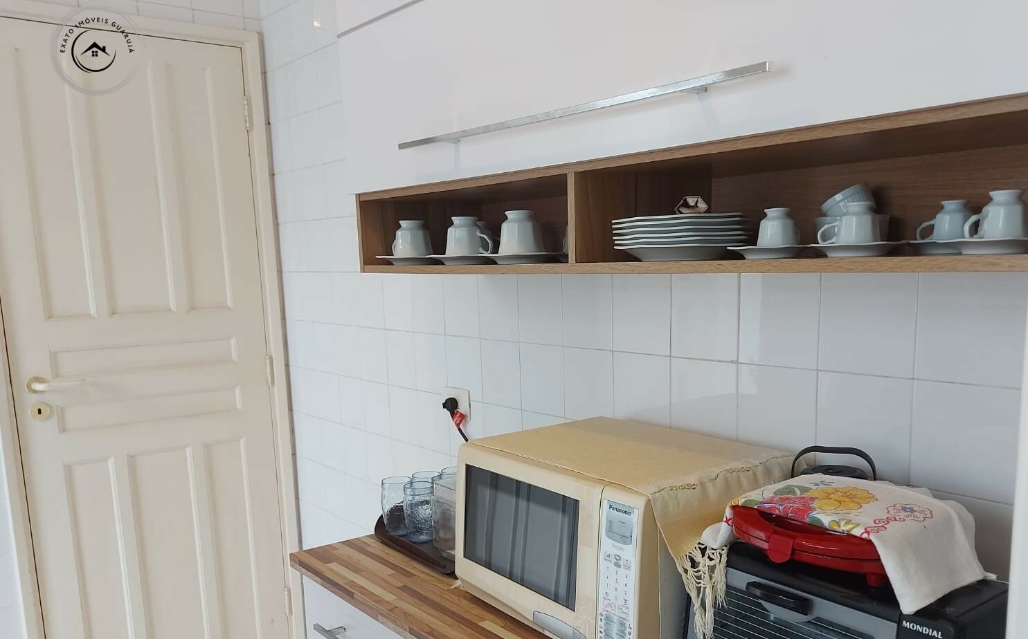 Apartamento padrão de 02 dormitórios para locação de tempora