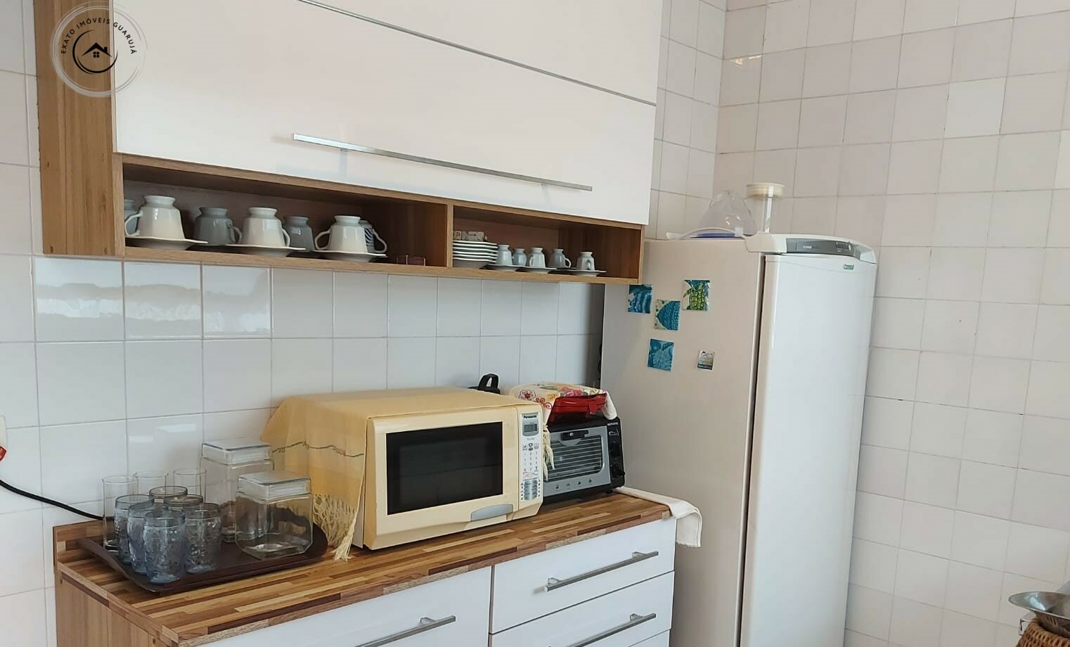 Apartamento padrão de 02 dormitórios para locação de tempora