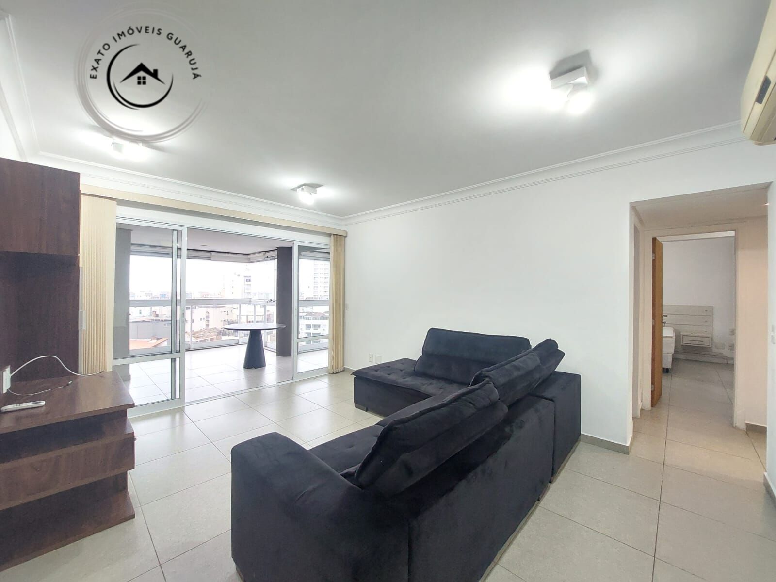 Apartamento alto padrão de 03 dormitórios para venda na prai