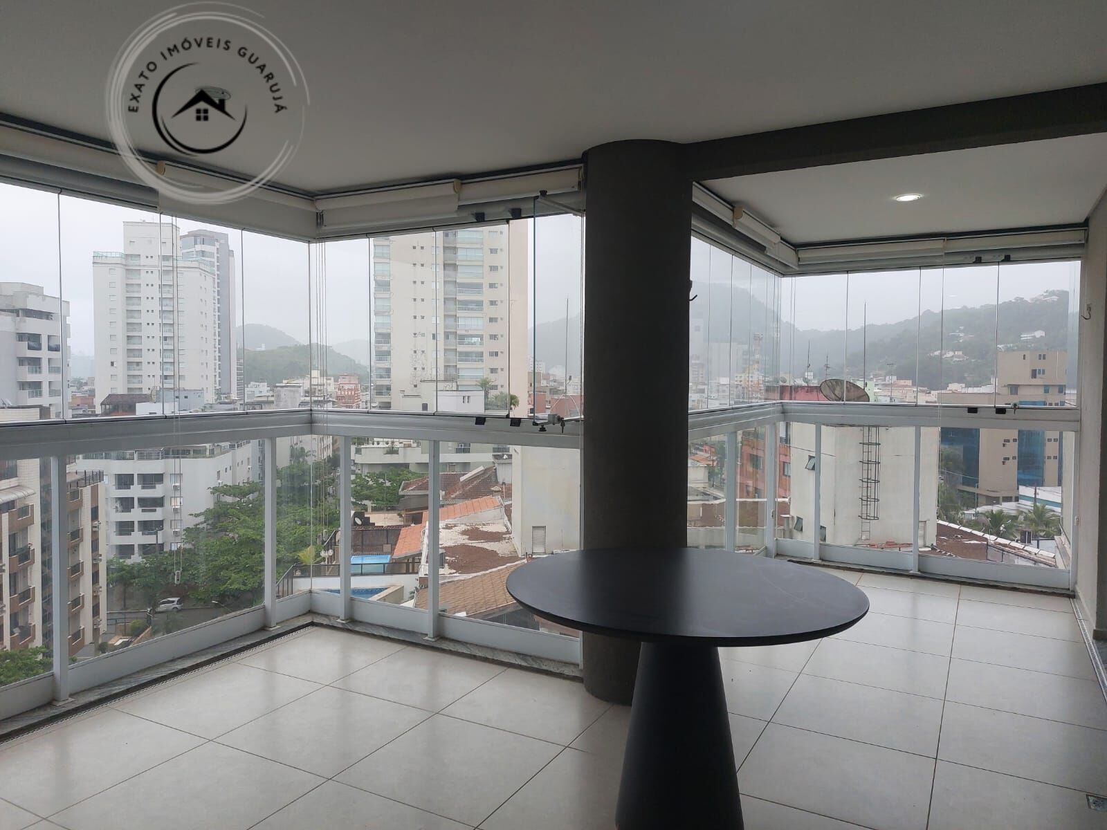 Apartamento alto padrão de 03 dormitórios para venda na prai