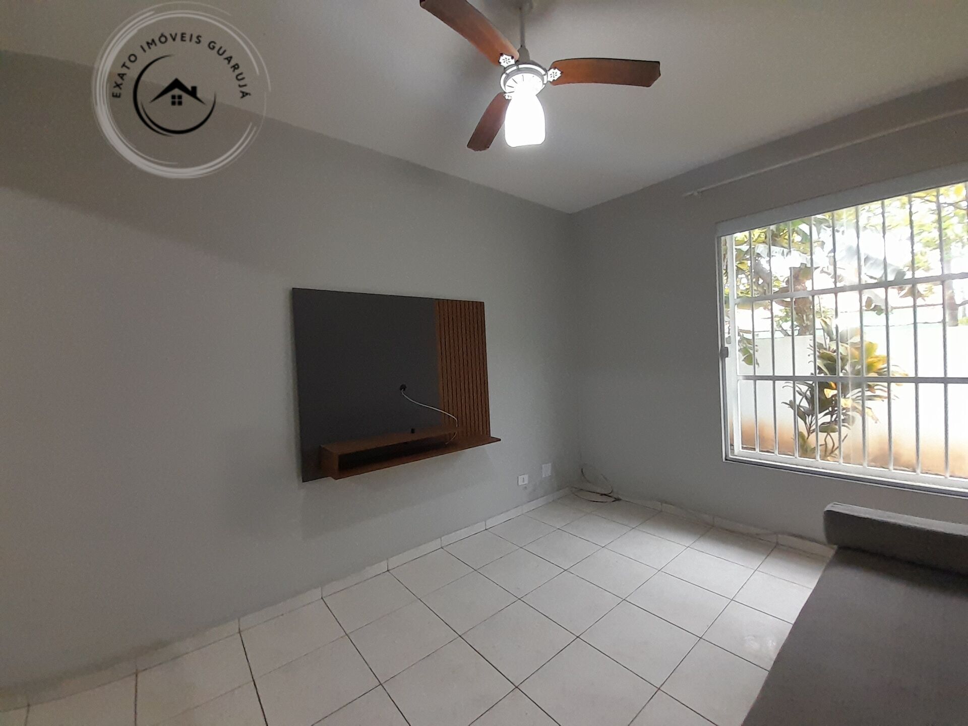 Apartamento padrão térreo de 01 dormitório para venda na pra