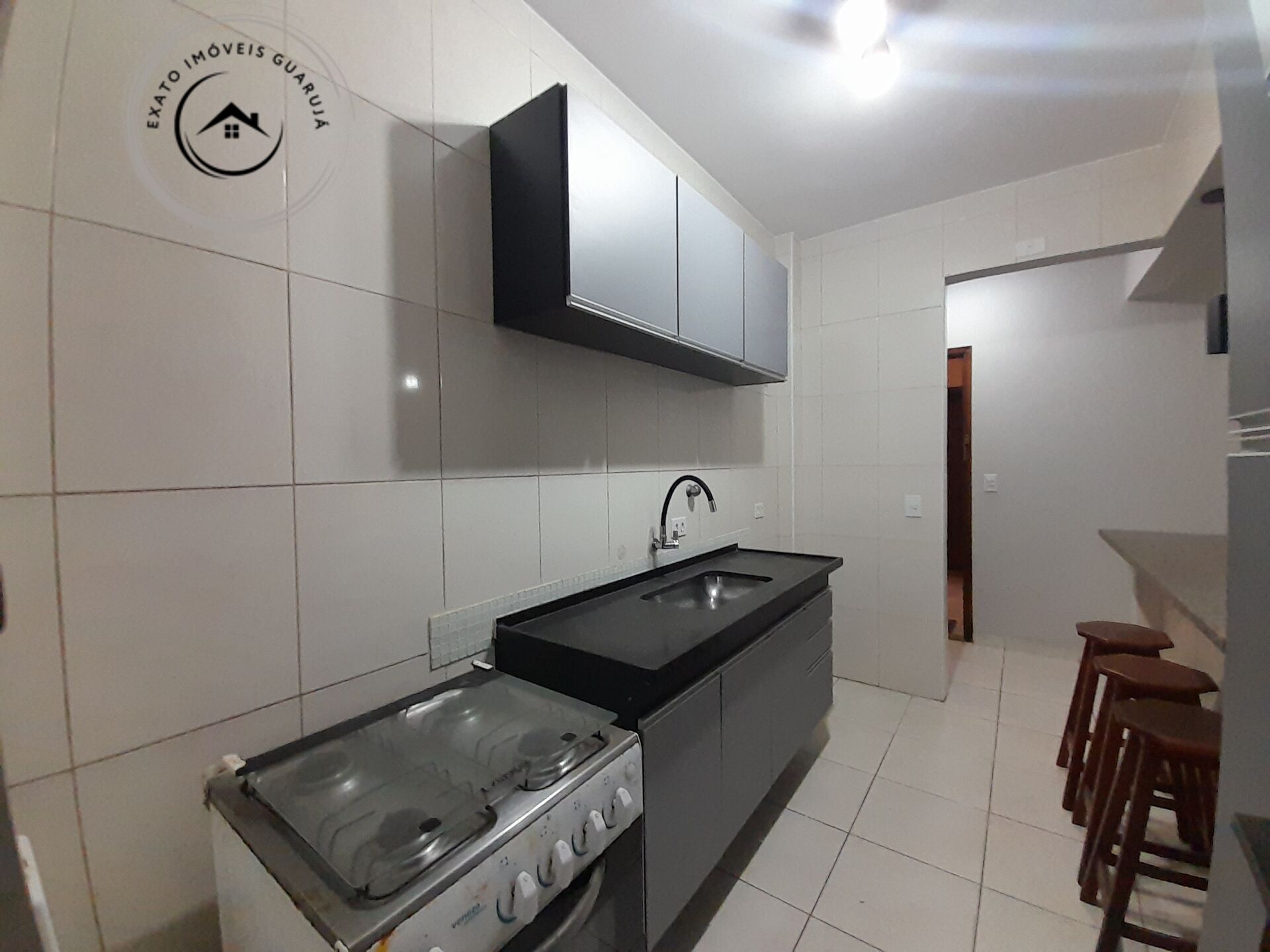 Apartamento padrão térreo de 01 dormitório para venda na pra