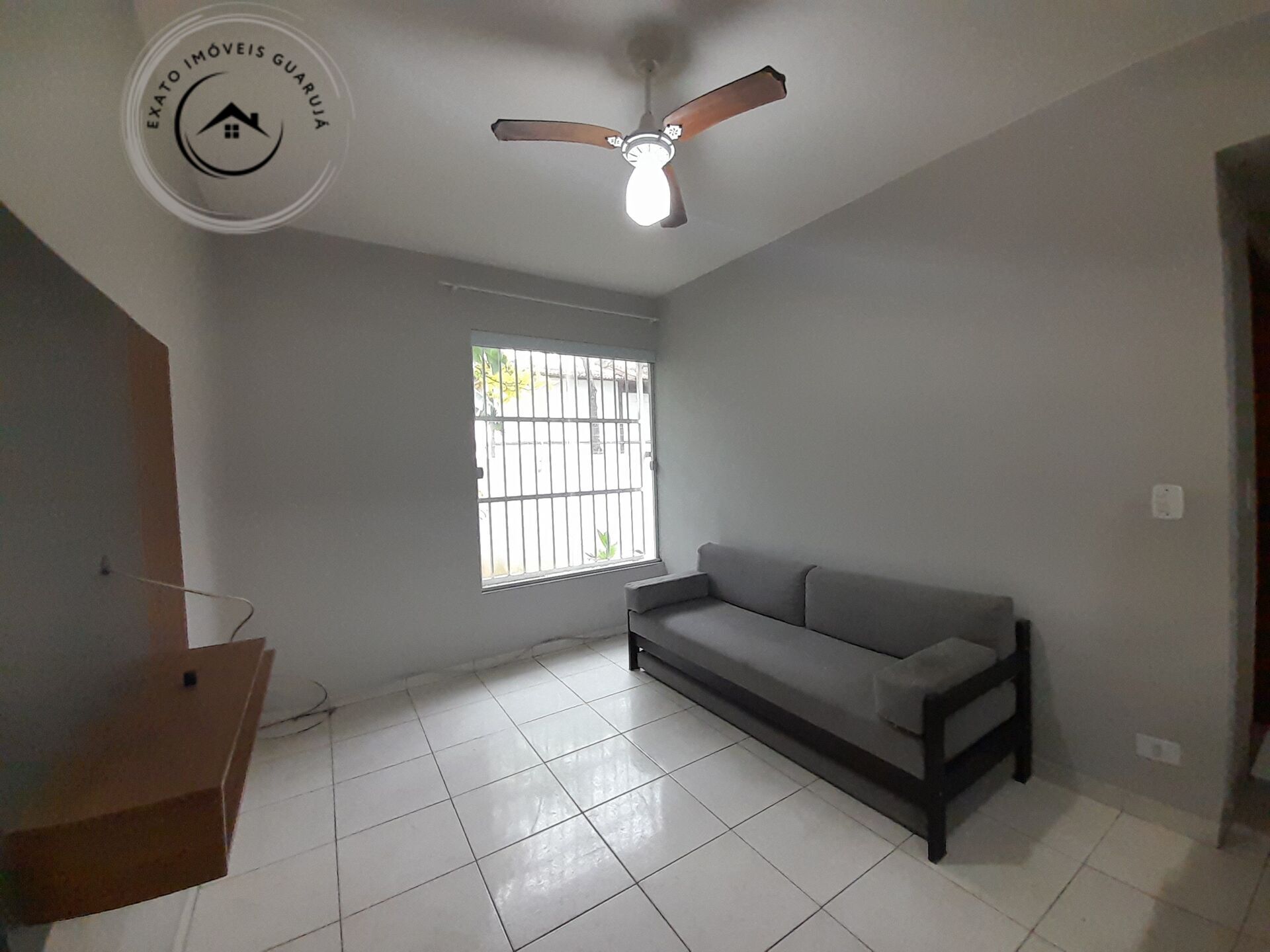 Apartamento padrão térreo de 01 dormitório para venda na pra
