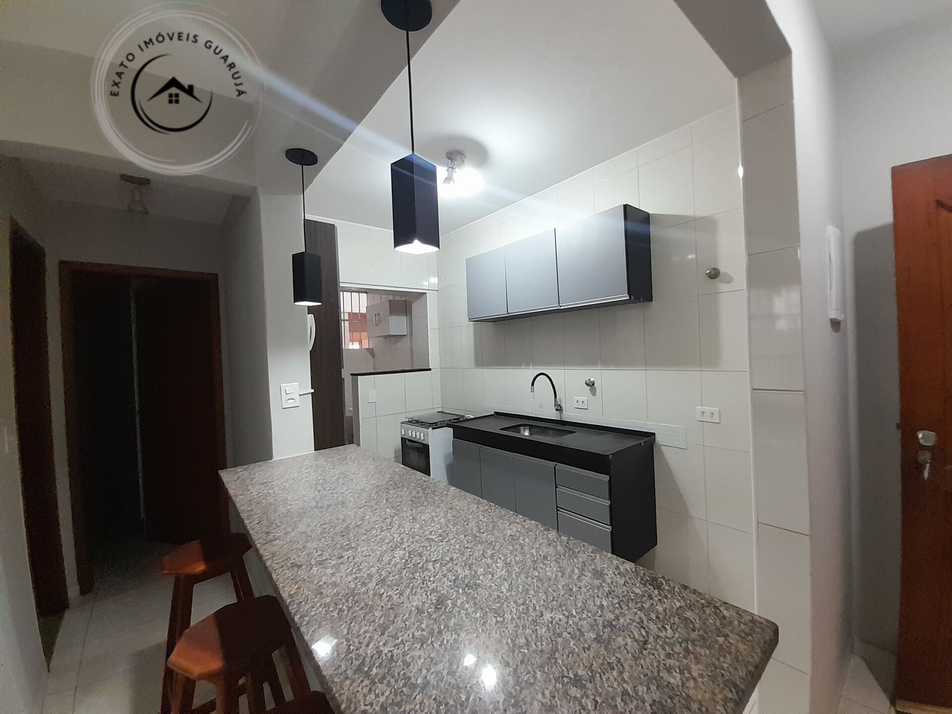 Apartamento padrão térreo de 01 dormitório para venda na pra