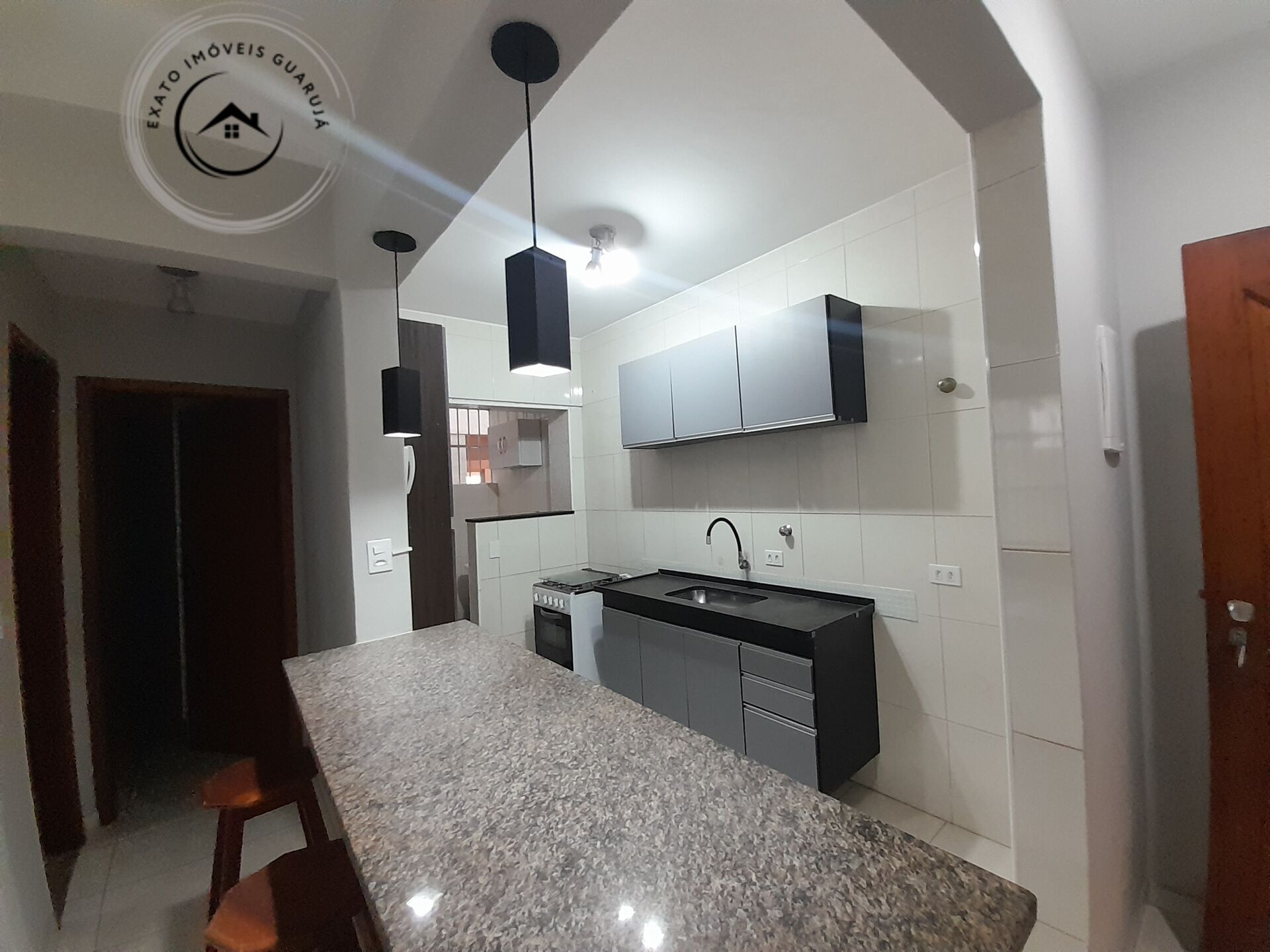 Apartamento padrão térreo de 01 dormitório para venda na pra