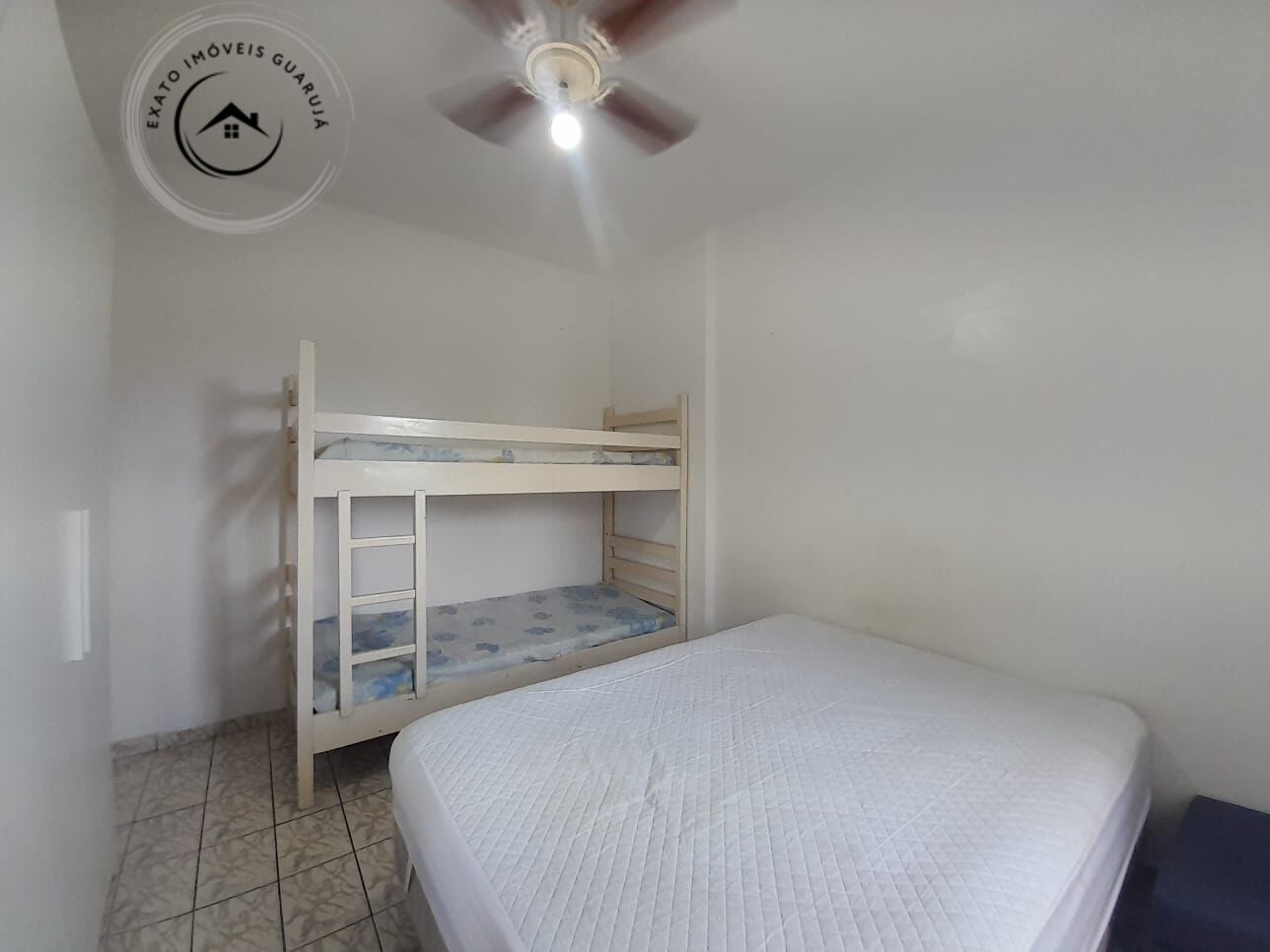 Apartamento padrão para locação anual na praia da enseada, g
