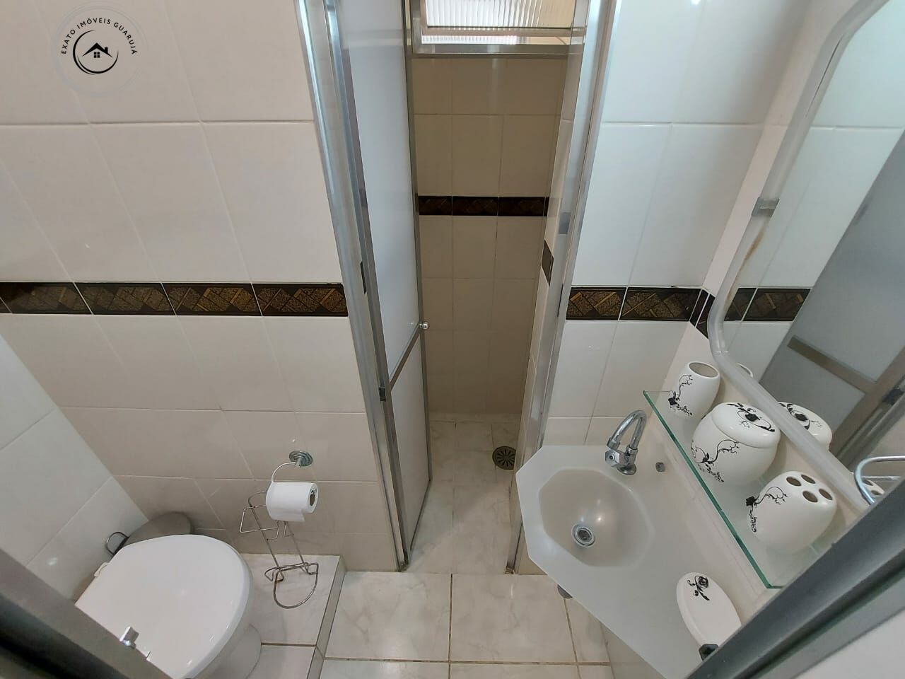 Apartamento padrão de 02 dormitórios para venda na praia das