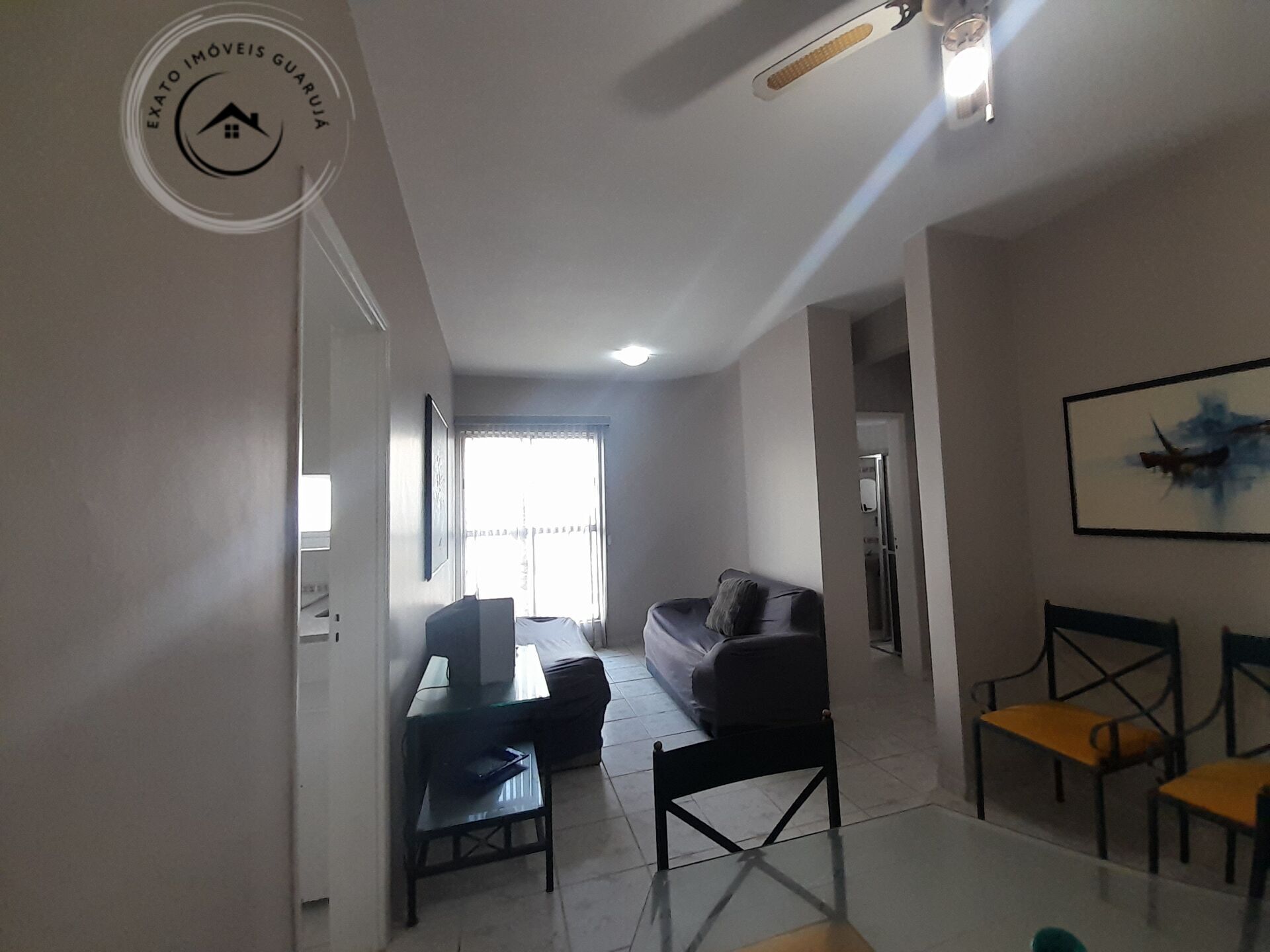 Apartamento padrão de 01 dormitório para locação anual na pr